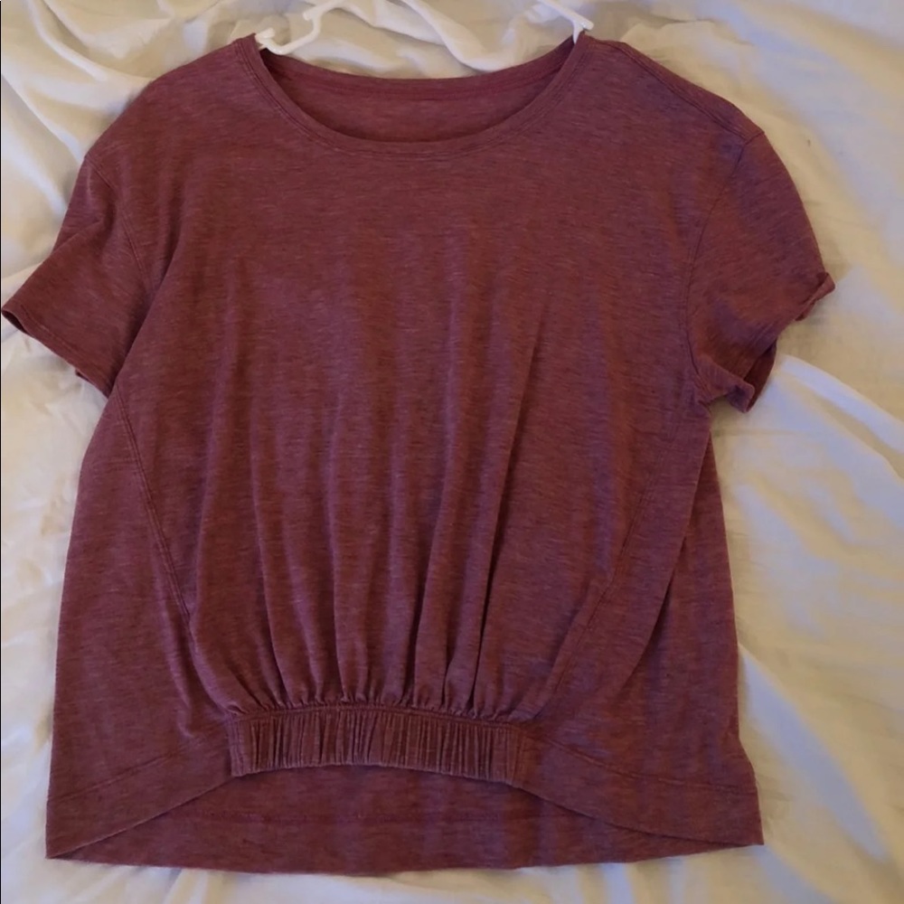 Lululemon T Shirt